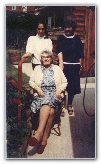 Aunty Mary with Grandma